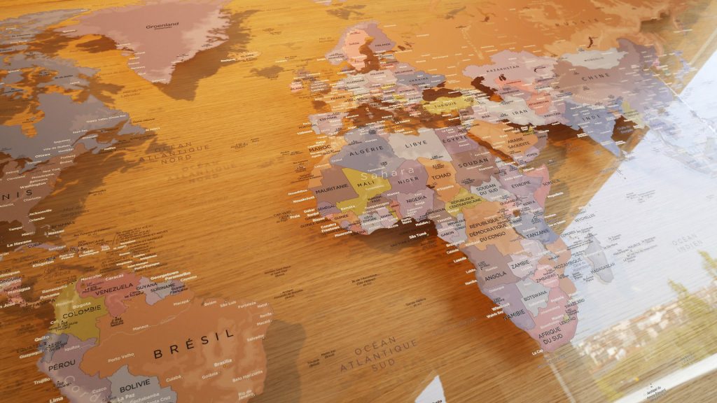 Mappemonde Plexiglas transparent – Image 8