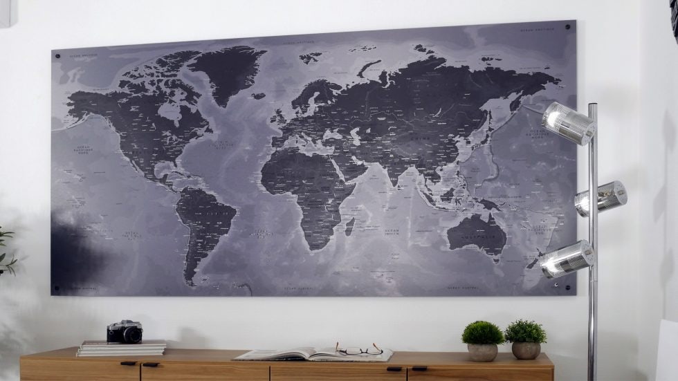 Mappemonde métallique en aluminium brossé – Image 2