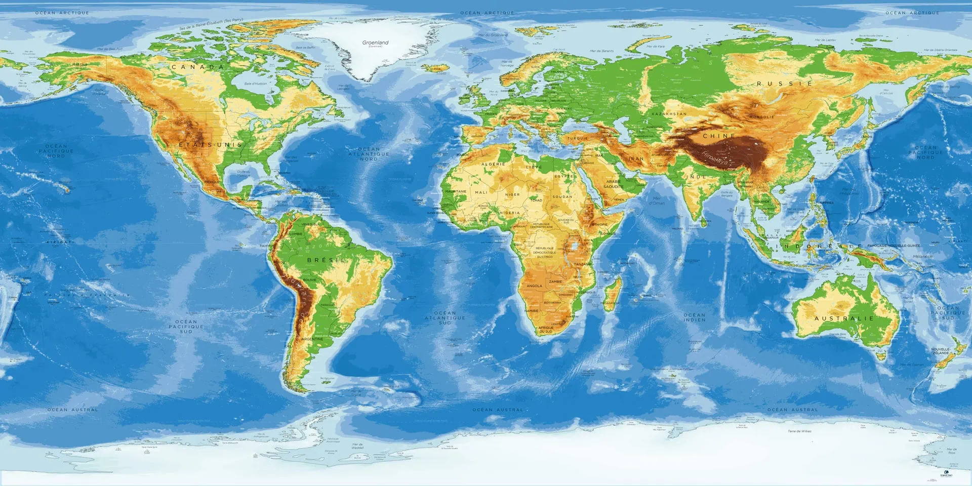 Carte du monde planisphère avec reliefs, continents, pays, et océans, illustrant la géographie mondiale et les principales caractéristiques topographiques.