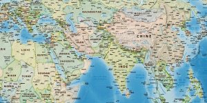 Equal-Earth-Map-Politique-Mer